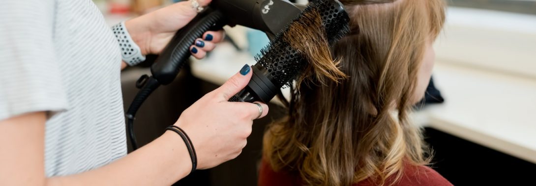 How to Prepare Your Home Salon After Graduating From Cosmetology School